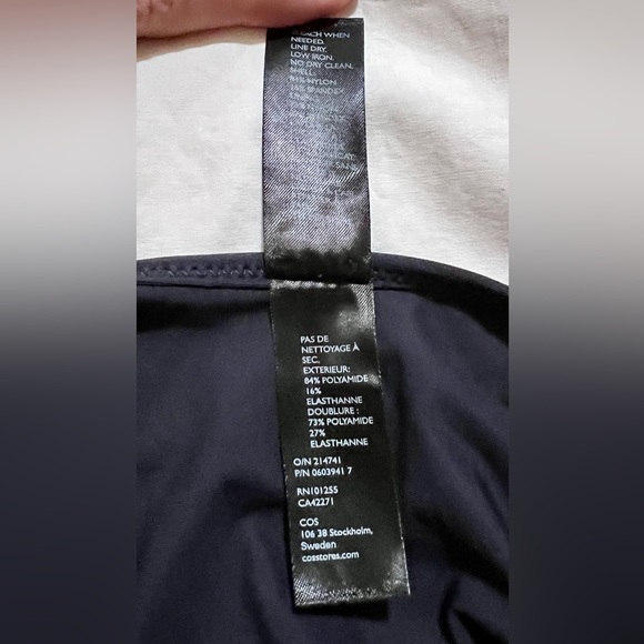 SOLD! COS Cross back One Piece Swim Suit ~ Navy/White Stripes~ Size US 6 (Small) - Picture 10 of 10